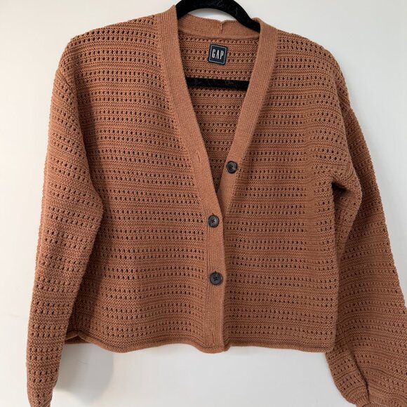 GAP Textured Button-Front Cardigan. Haystack Brown. Size M - Picture 4 of 5